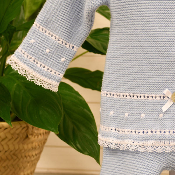 Knitted newborn outfit