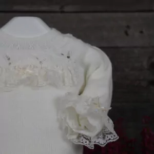 Detalle conjunto tres piezas puno marfil