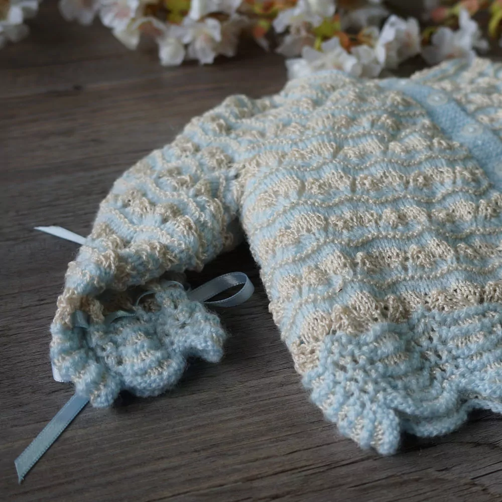 Heirloom hand knitted baby sweater set - Image 3