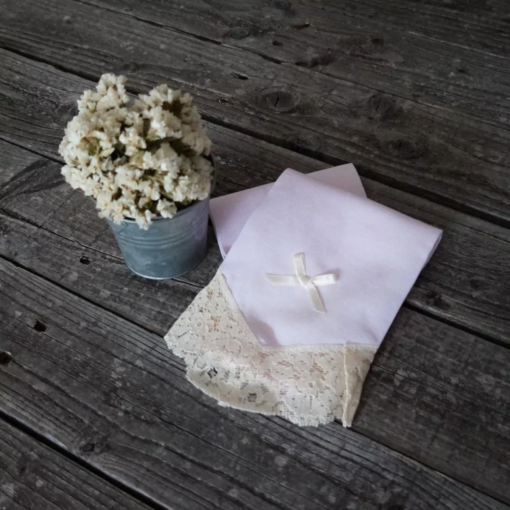 Babita rosa y marfil