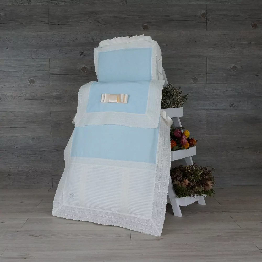 Saco-colcha lencero con jaretas celeste y marfil - Imagen 2