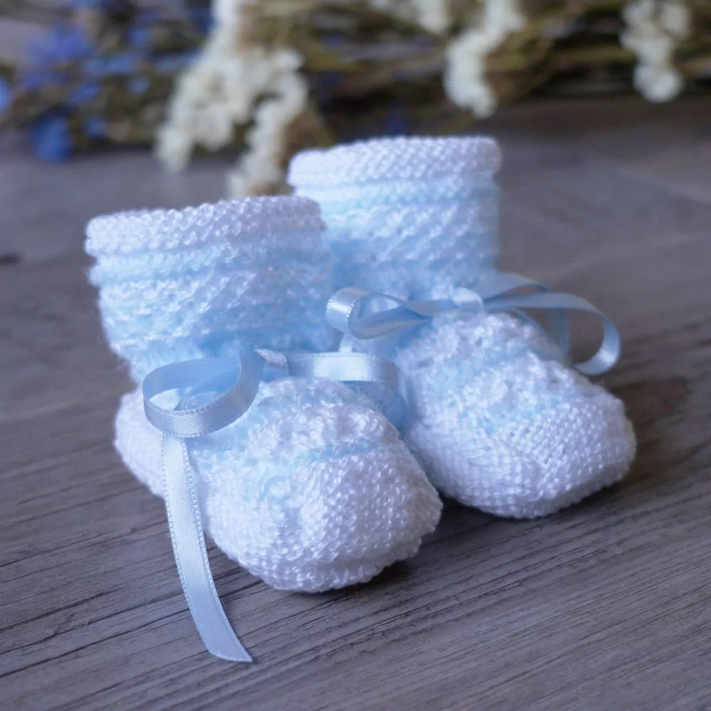 Heirloom hand knit and lace baby sweater set - Image 5