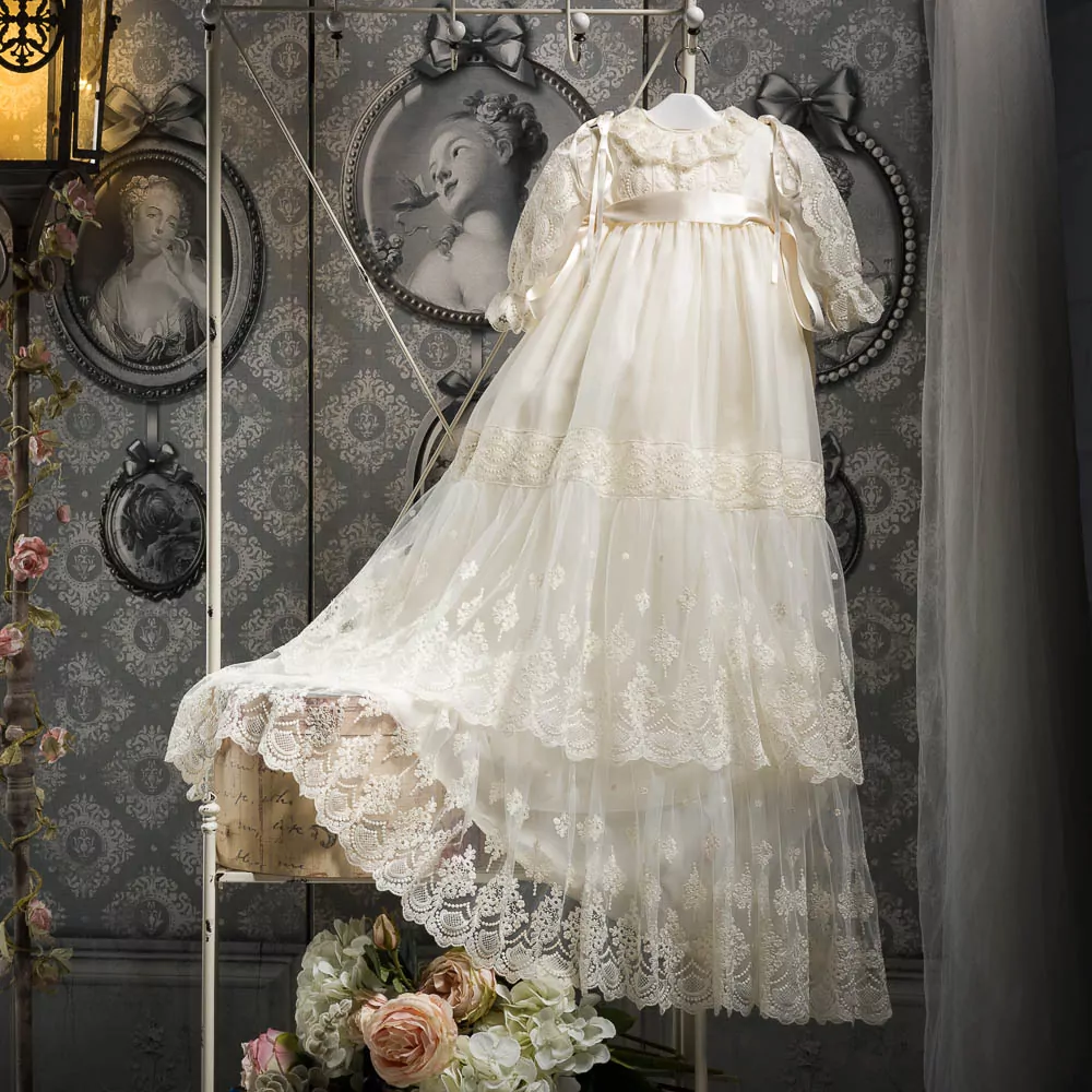 Faldon capota de estilo vintage color marfil