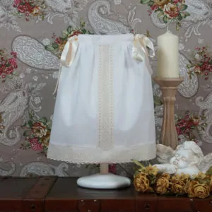 faldon de bebe cintura blanco y beige