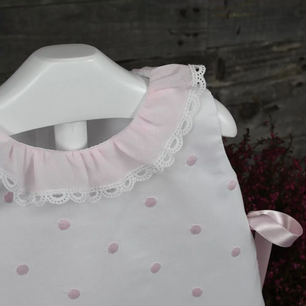 Vestido en muselina blanca con topos rosas - Imagen 2