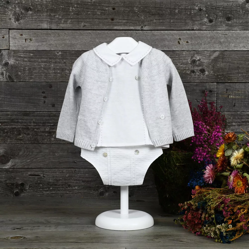 Conjunto niño de 3 piezas en piqué y perlé