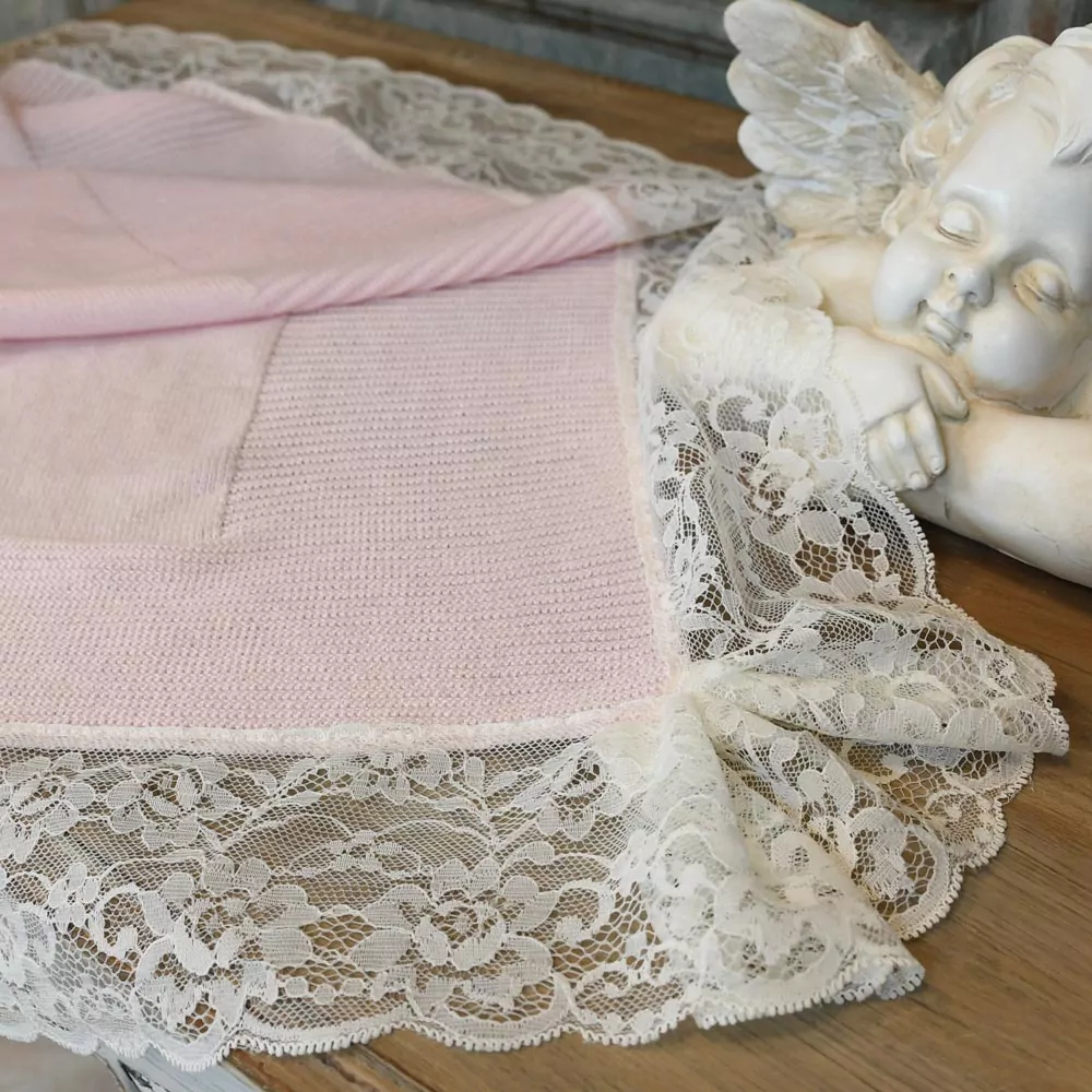 Toquilla bebe con encaje - Imagen 4