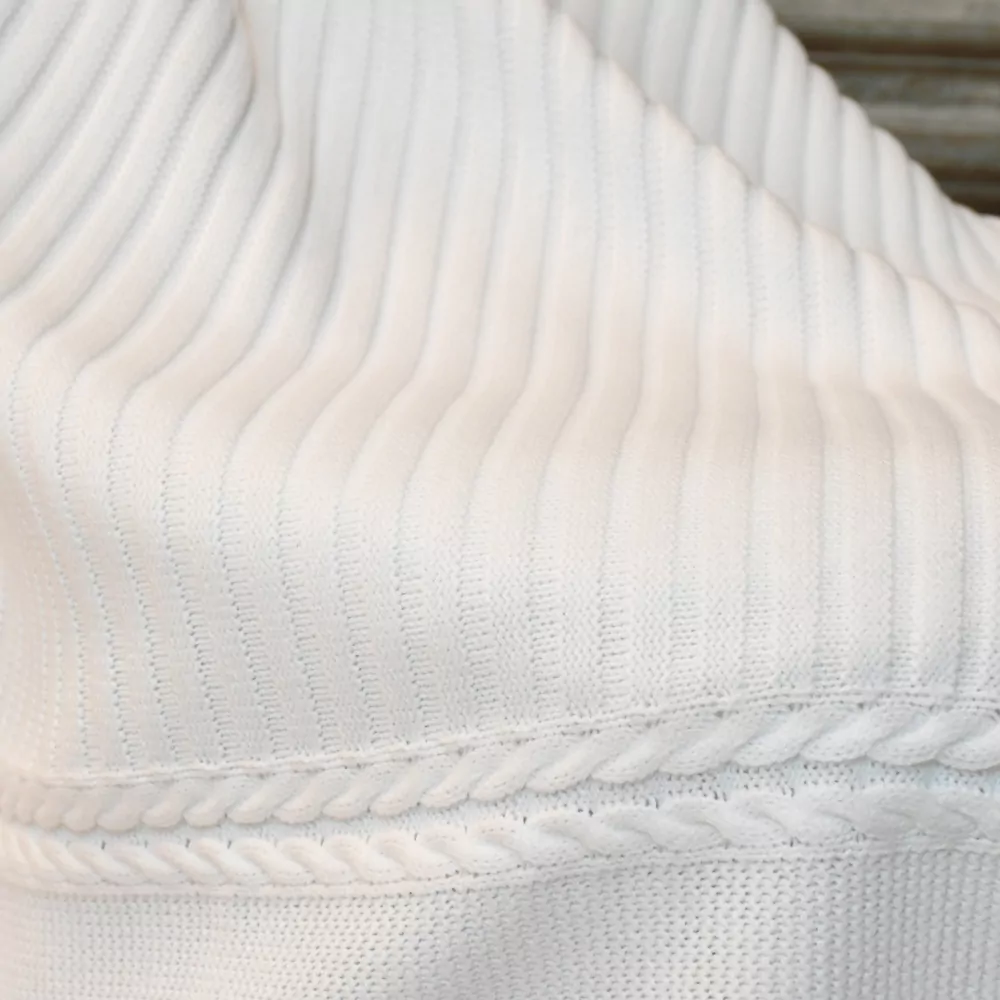 Manta de bebé, toquilla de lana fina en punto de canalé - Imagen 3