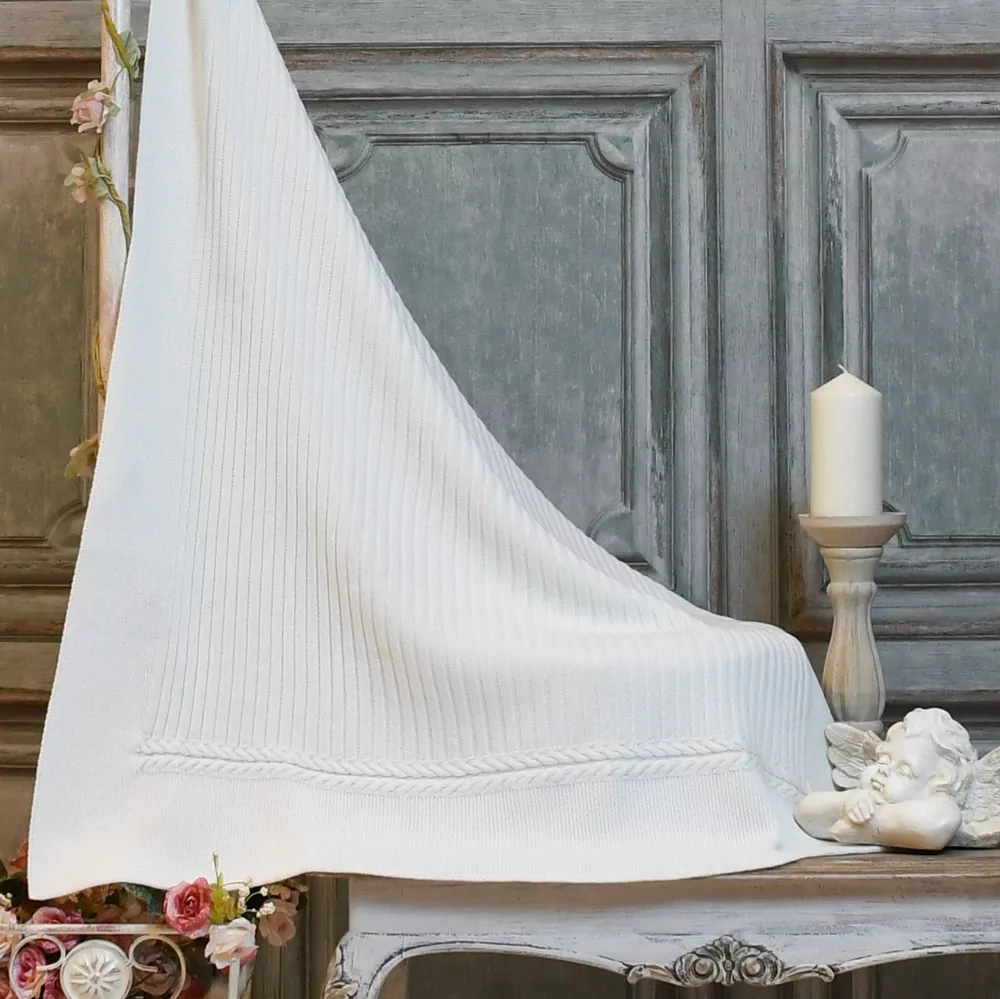 Manta bebé, toquilla de lana fina en punto de canalé