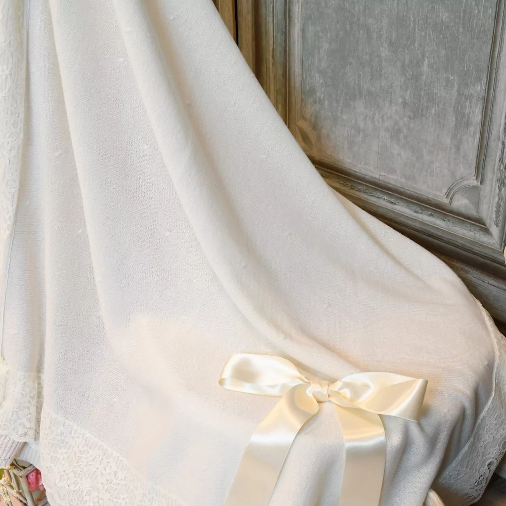 Manta bebé, toquilla en punto fino - Imagen 3